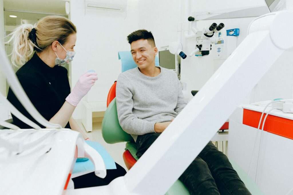 Strategic Marketing Approaches for Dental Practices: A Comprehensive Guide 3 ask for patient reviews