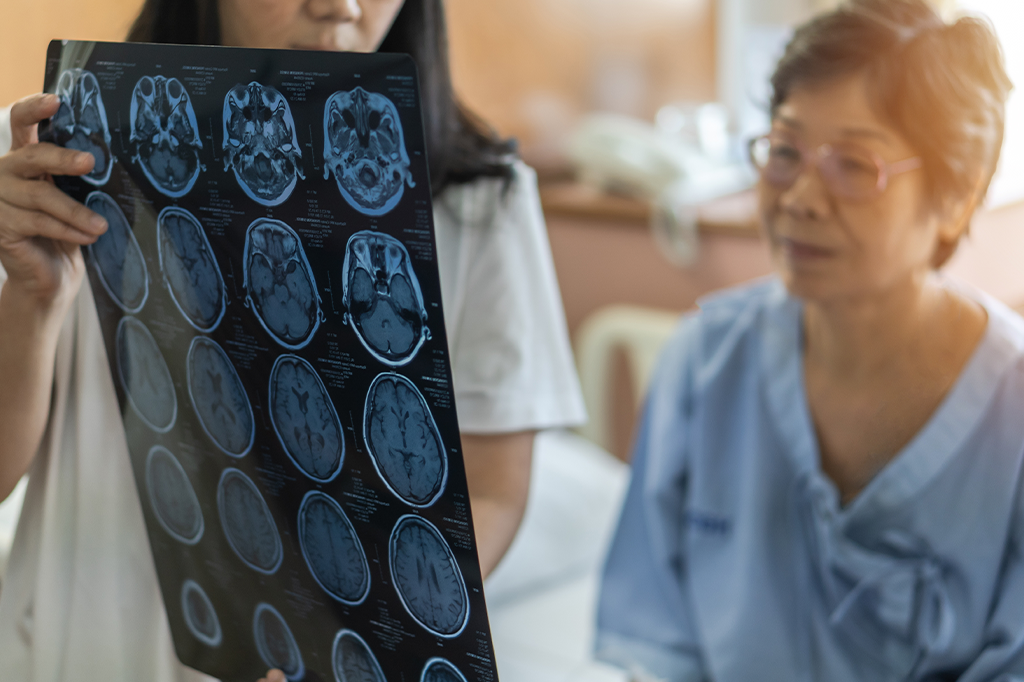 Dr. Sunny Kim in Cedar Rapids: Your Premier Choice for Medical Care - 264